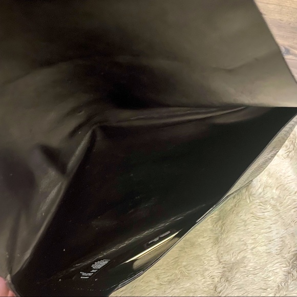 Envelope Snakeskin Clutch Green BCBGMAXAZRIA - Picture 7 of 7